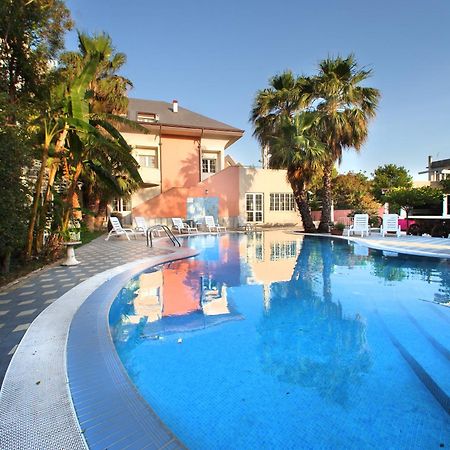 Regent Beach Hotel & Apartments Reggio di Calabria Exteriör bild