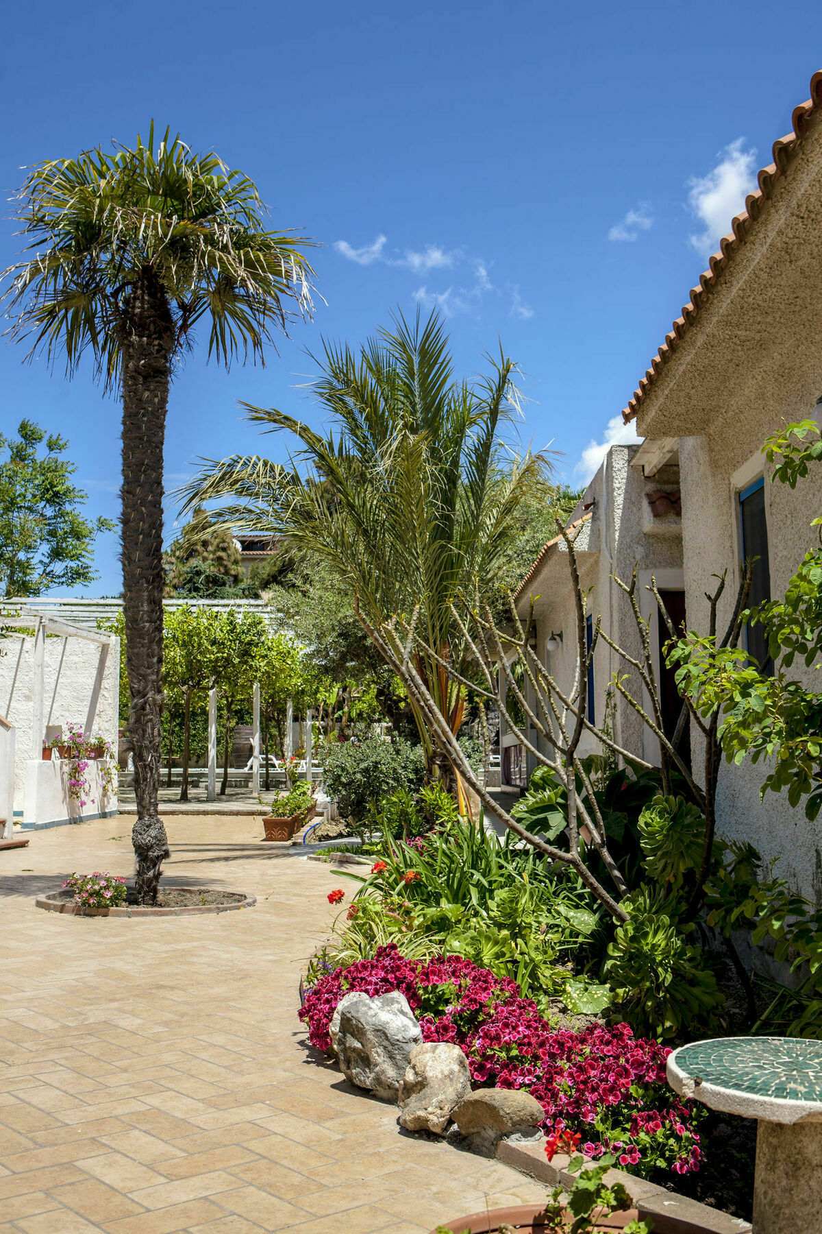 Regent Beach Hotel & Apartments Reggio di Calabria Exteriör bild