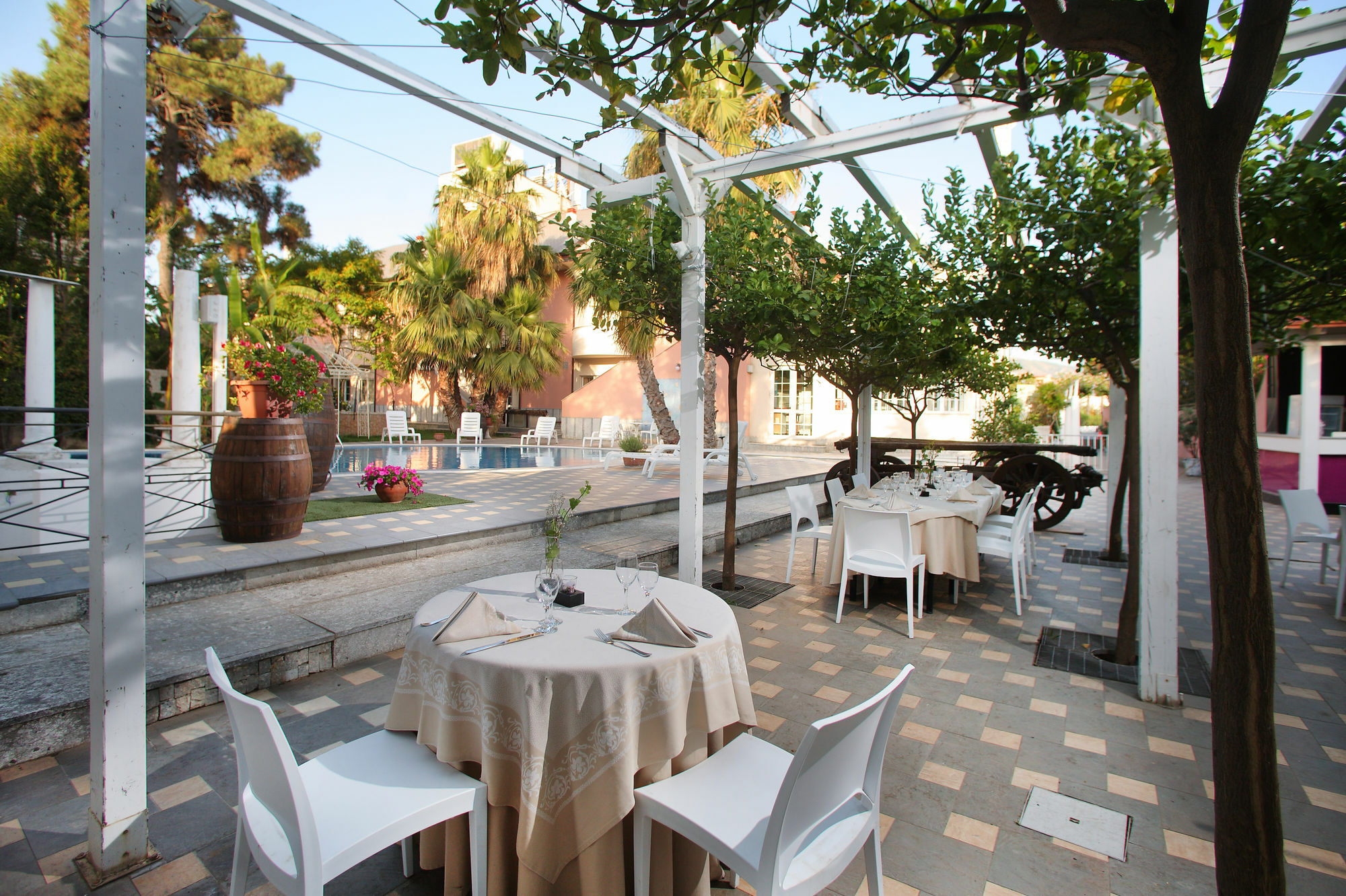 Regent Beach Hotel & Apartments Reggio di Calabria Exteriör bild